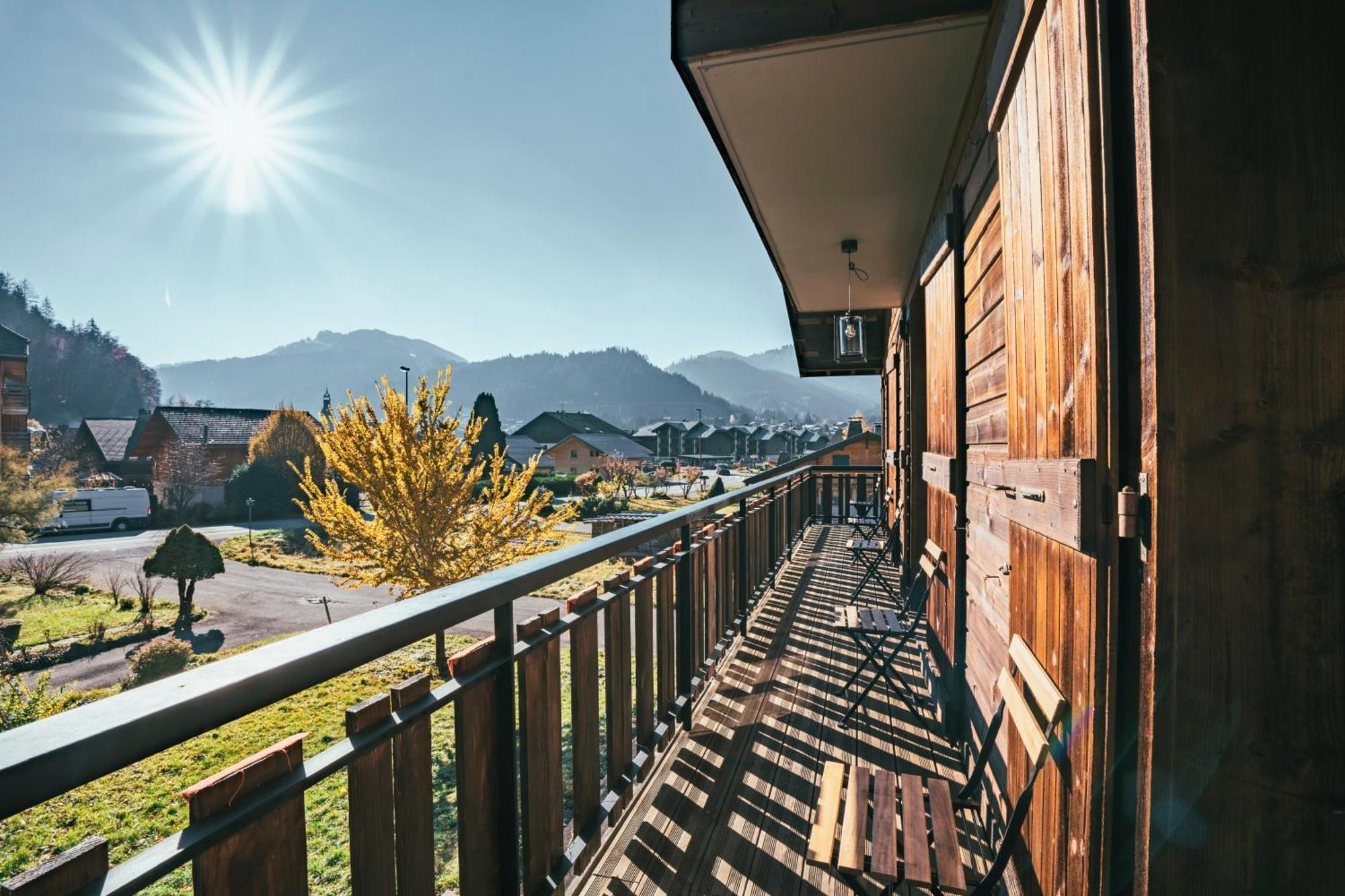 The Fat Fox Lodge, Morzine Монрьон Экстерьер фото