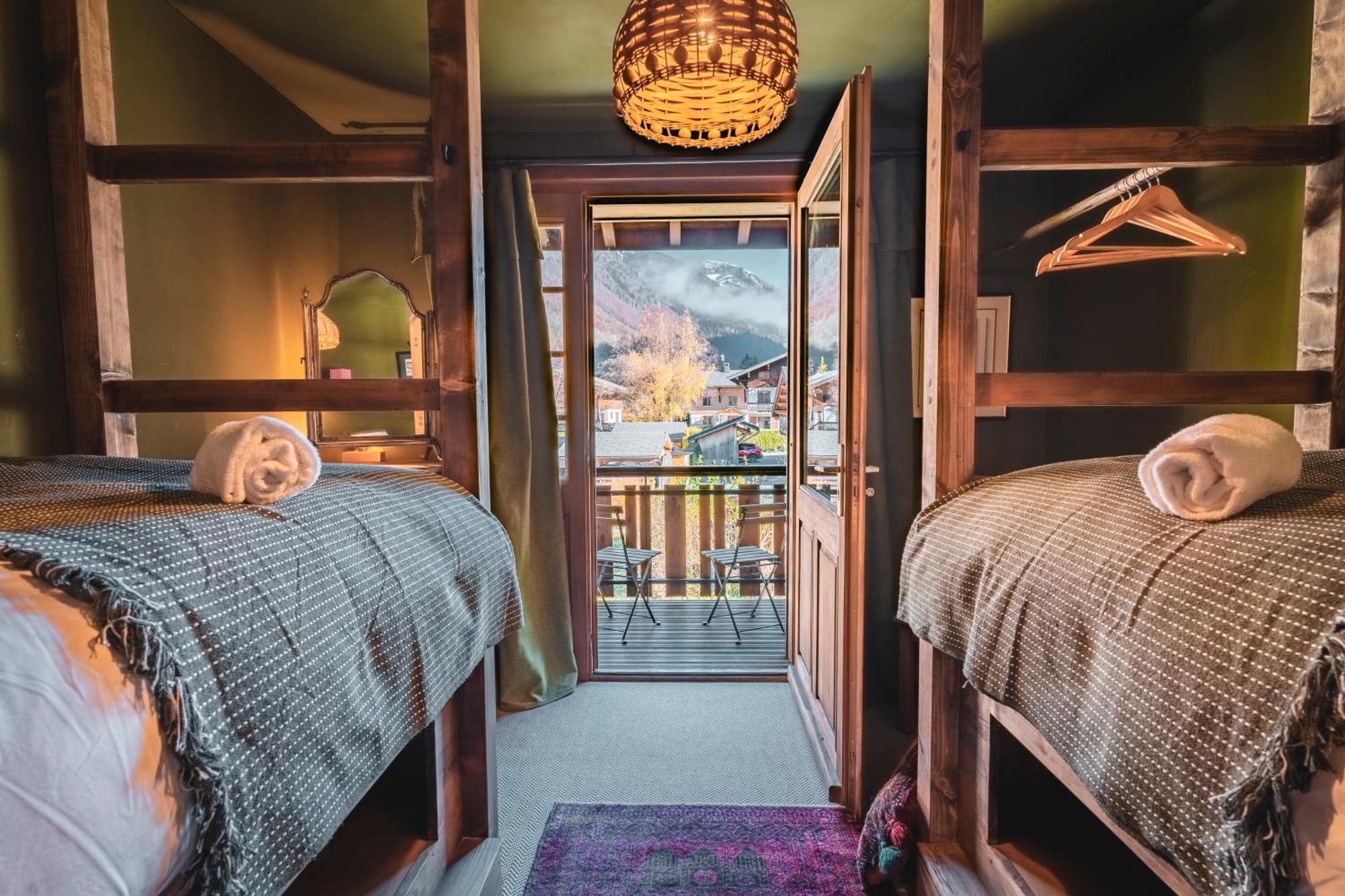 The Fat Fox Lodge, Morzine Монрьон Экстерьер фото