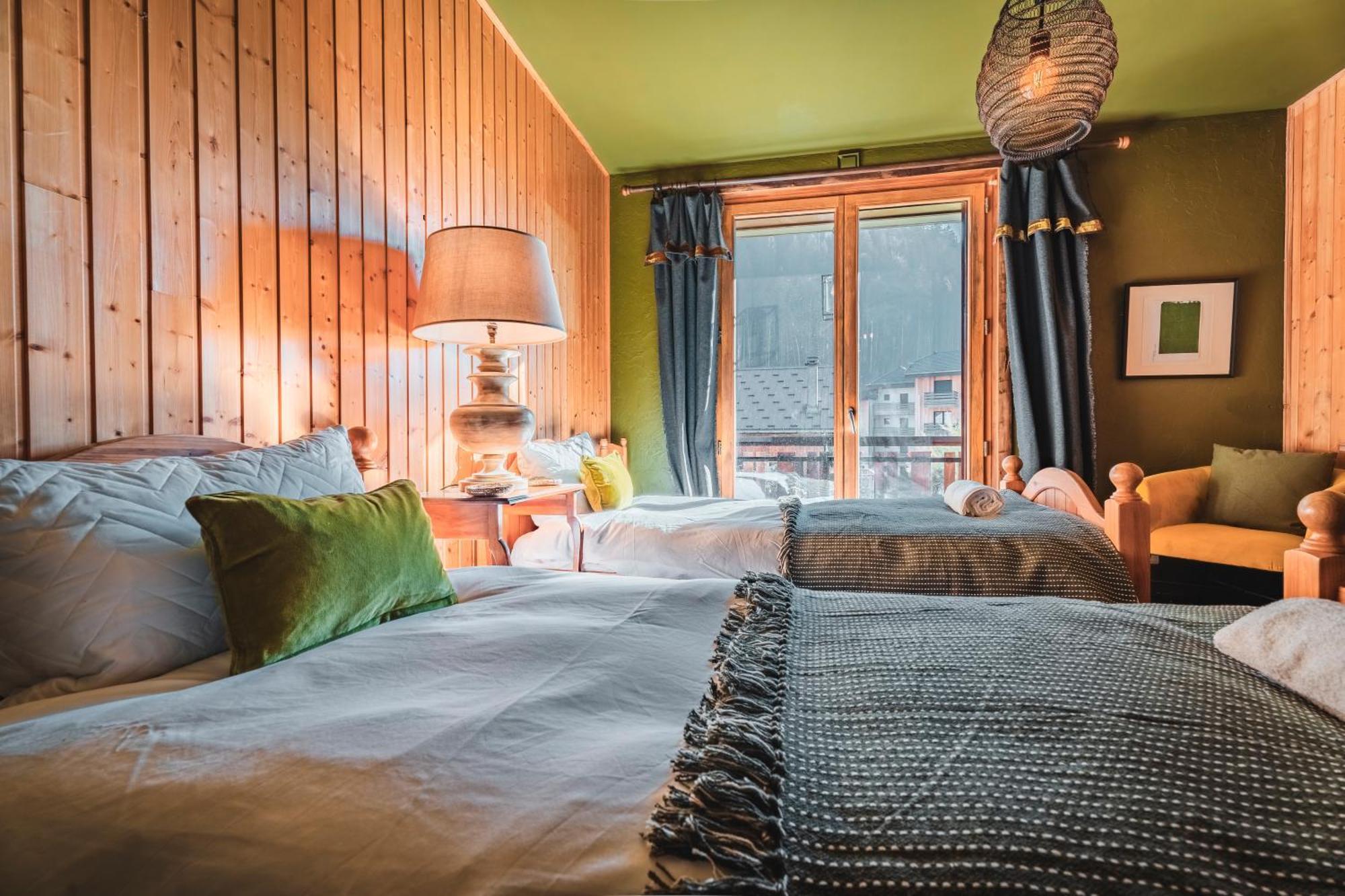 The Fat Fox Lodge, Morzine Монрьон Экстерьер фото