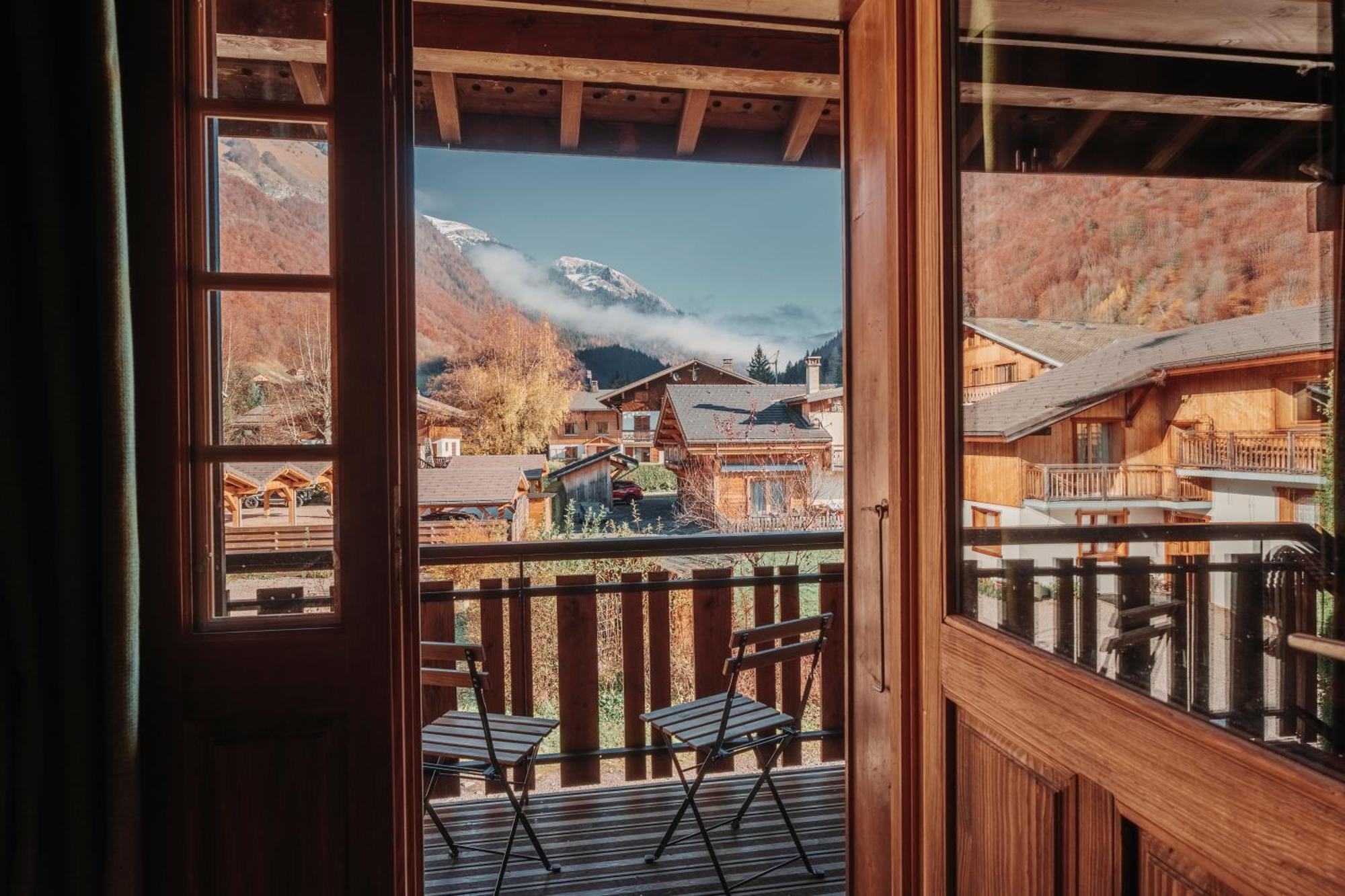 The Fat Fox Lodge, Morzine Монрьон Экстерьер фото